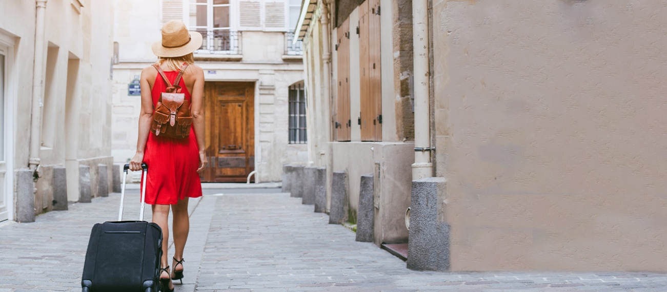 Homeslide Woman In Italy
