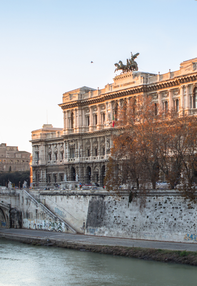 The Italian Supreme Court and the Minor Issue