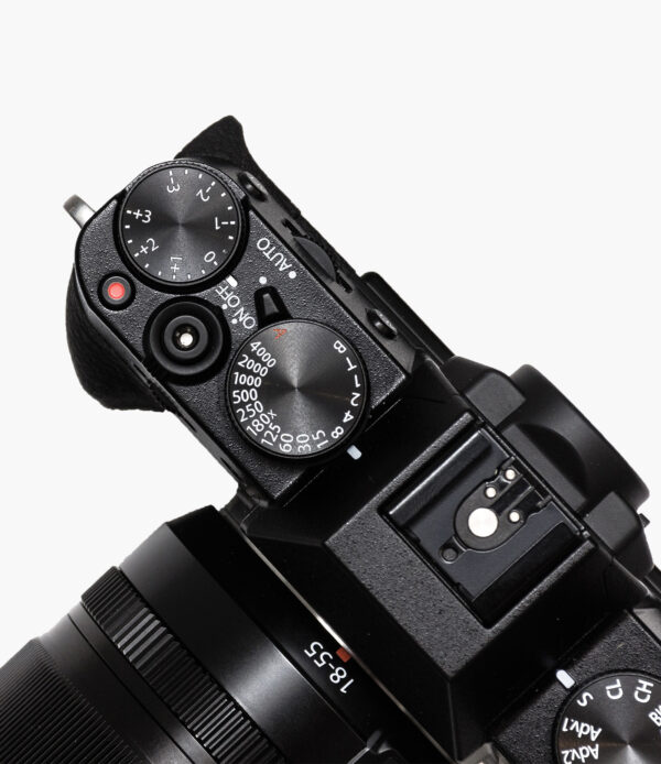 Canon EOS 550D + Vertical Battery Grip - Image 2